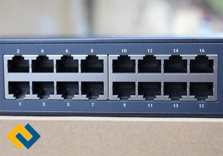 16 Port Switch Planet FNSW-1601