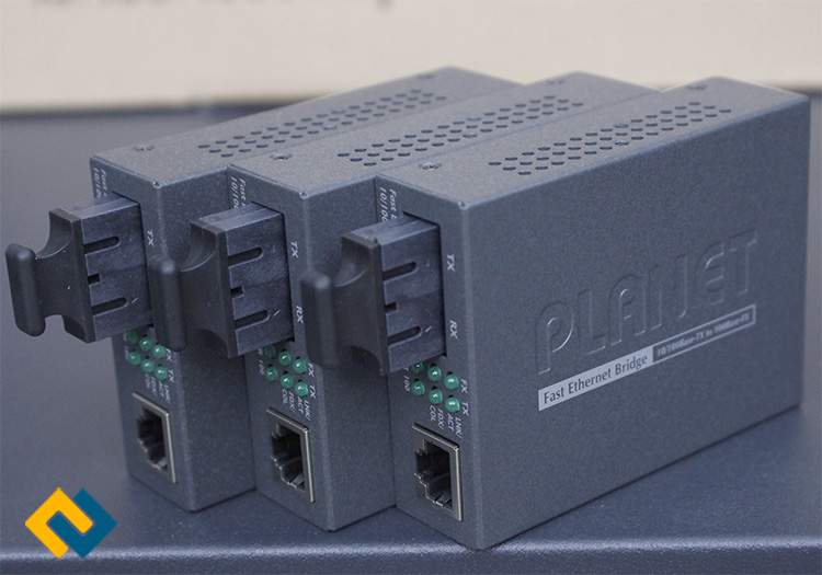 Media Converter FT-802 Planet chính hãng