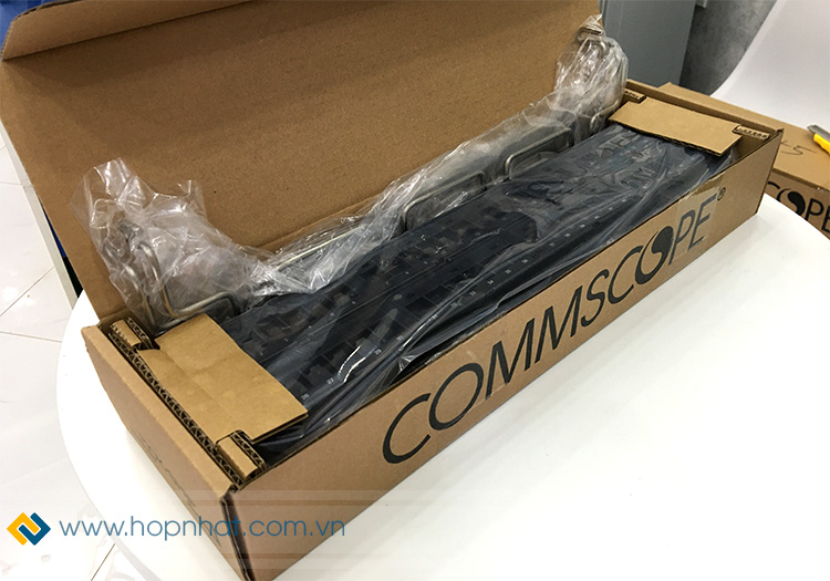 Patch Panel 48 Port Cat5e COMMSCOPE